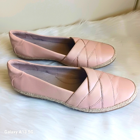 Clarks Pink Espadrilles for Women - Picture 1 of 11